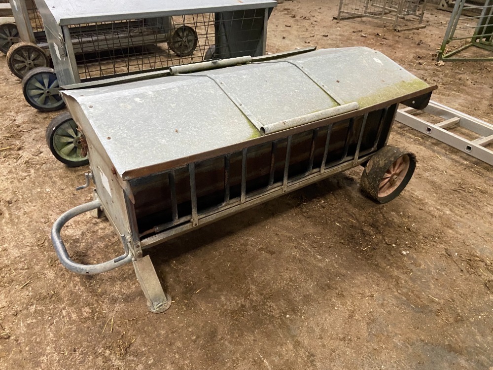 IAE 4ft Lamb Creep Feeder on Wheels