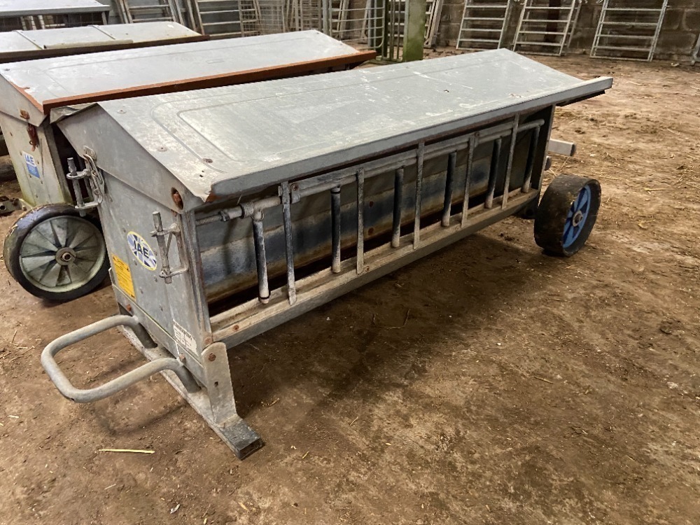 IAE 4ft Lamb Creep Feeder on Wheels