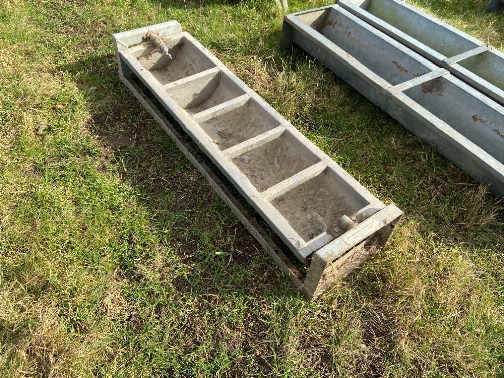 Peak Tipping Pig Water Trough