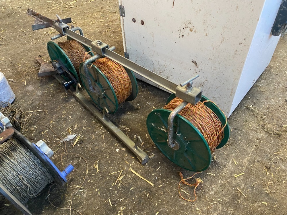 Triple Electric Fencing Post with Reels, Wire and One Spare Metal Post