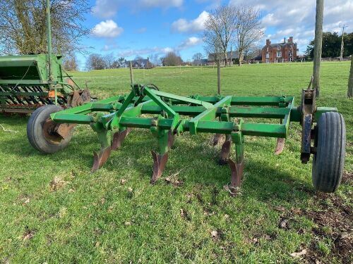 Bomford Low Draft 10 Leg Cultivator with Drawbar and Hydraulic Box (Shear Bolts in Office)