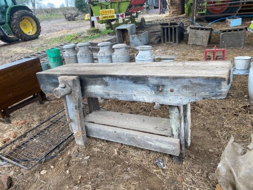 Workshop Bench with wooden vice