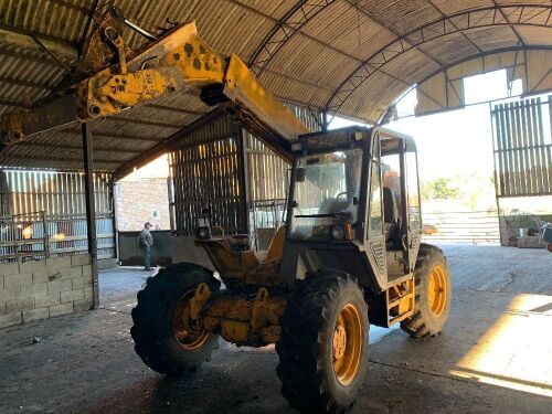 JCB Loadall Farm Special 525-67 telehandler, with pallet tines, F576 EKH, 14206 hrs, with V5 (Has Steering Problems) (V5 in Office)