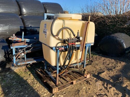 Horstine-Farmery 600l 3pl sprayer (Operators Manual In Office)