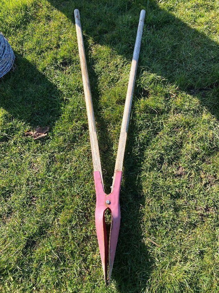 Tool for Digging Post Holes