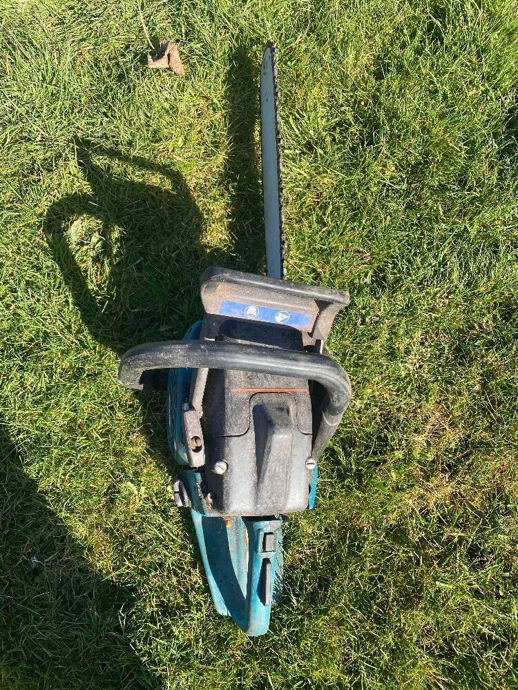 Makita Chainsaw