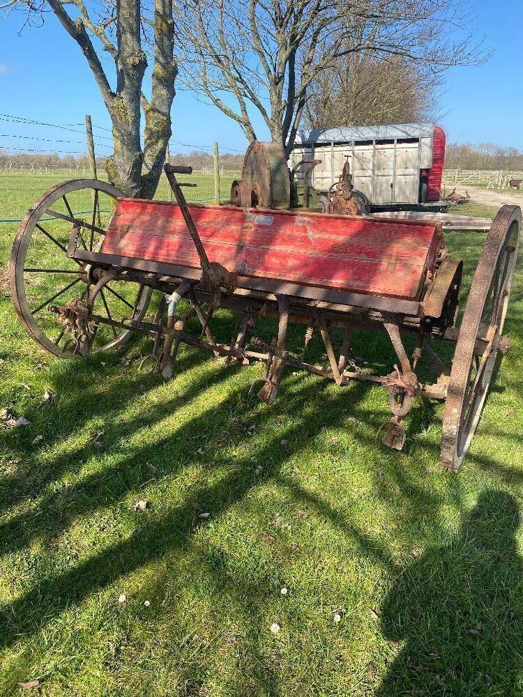 4 Row Turnip Drill Collective Machinery Sale including Vintage Items in