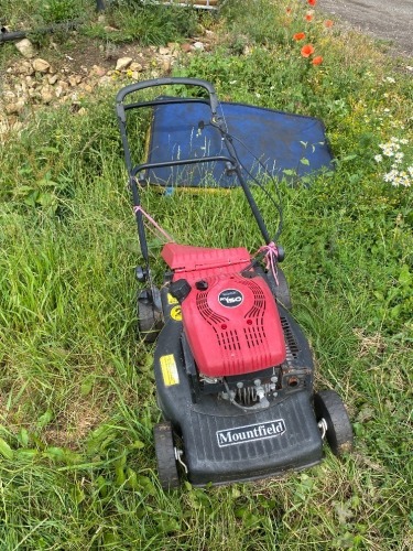 Mountfield Lawnmower Model: RV150