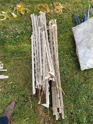 Qty Horse Fencing Stakes