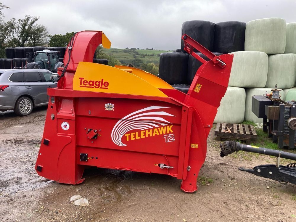 Teagle Telehawk Straw Spreader