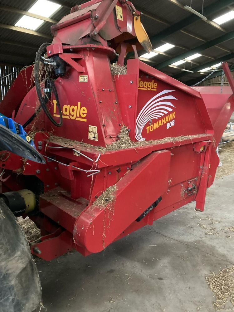 Teagle Tomahawk 8085 Straw Blower