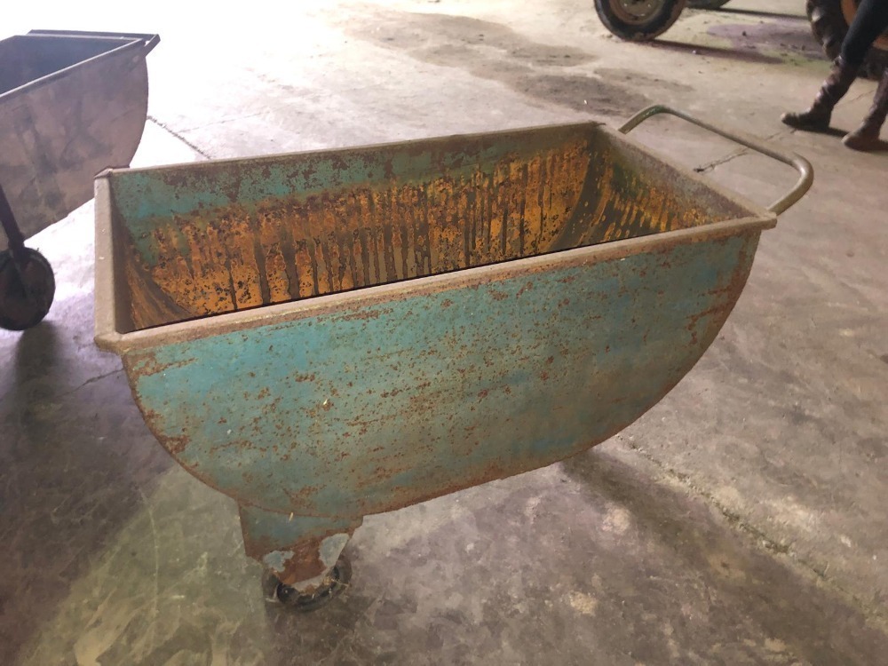 Feed Barrow