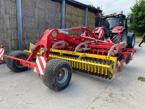 Pottinger Terradisc 5001 T (2014) (little use on farm since new)